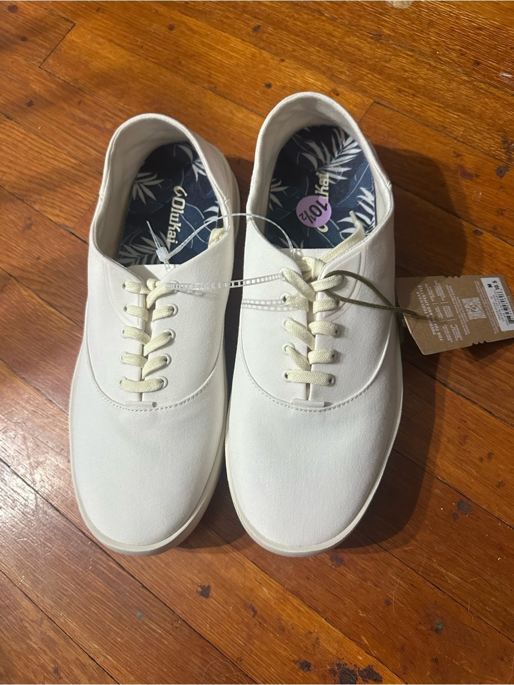 OluKai Tradewind Sneakers Mens 10.5 Off White Canvas Drop-In Heel 10533-1818